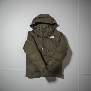 The North Face Kids' 10-12 y.o. Hooded Puffer Jacket.